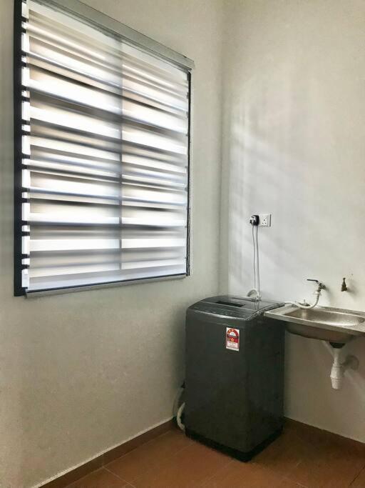 Cikgu I&S Homestay ジトラ エクステリア 写真